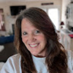 Meet your Posher, Laurie